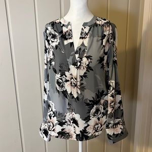 Elegant floral Calvin Klein blouse, NWT, size medium